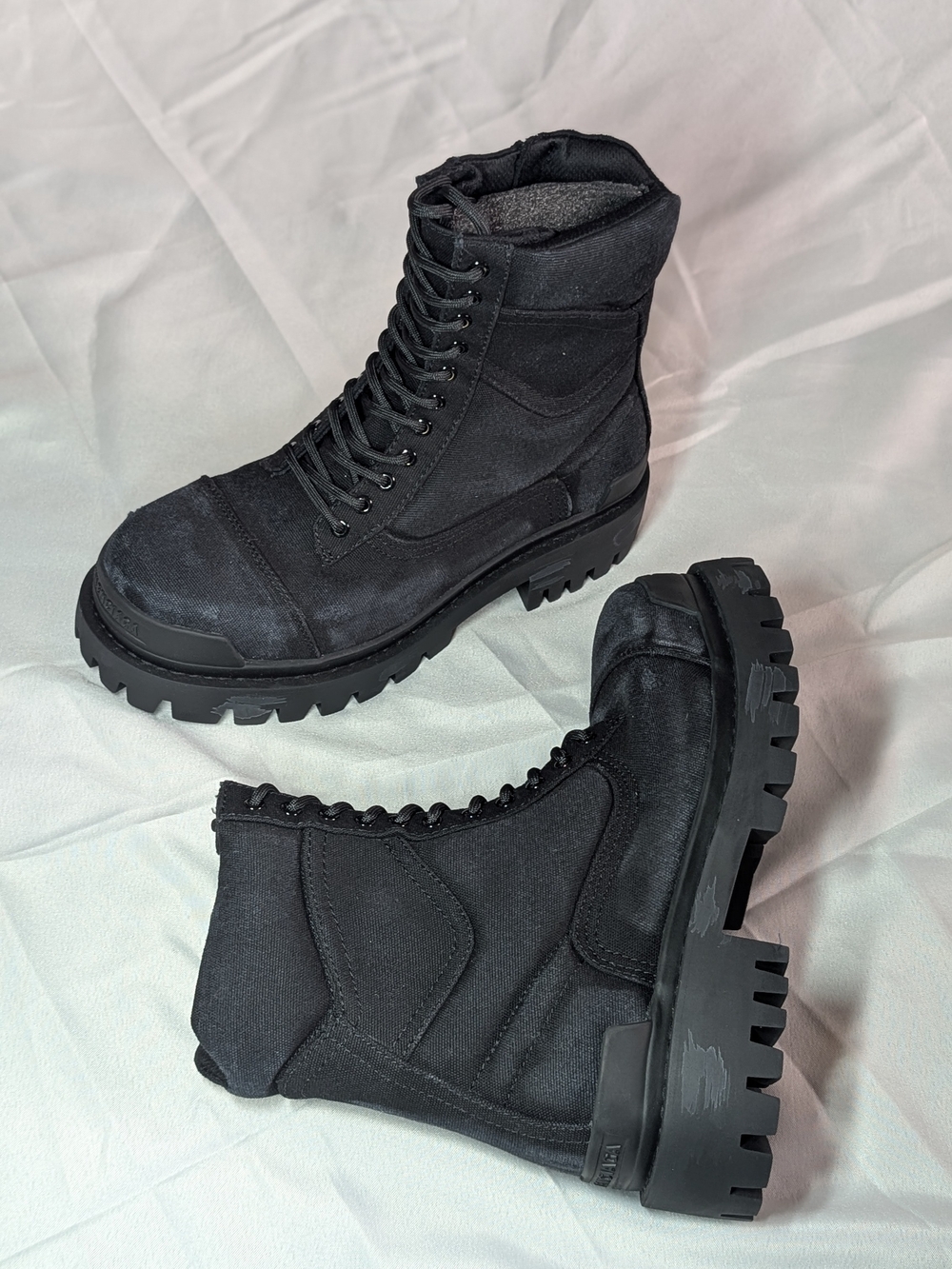 Balenciaga Men's Black Combat Boots - Picture 4 of 5
